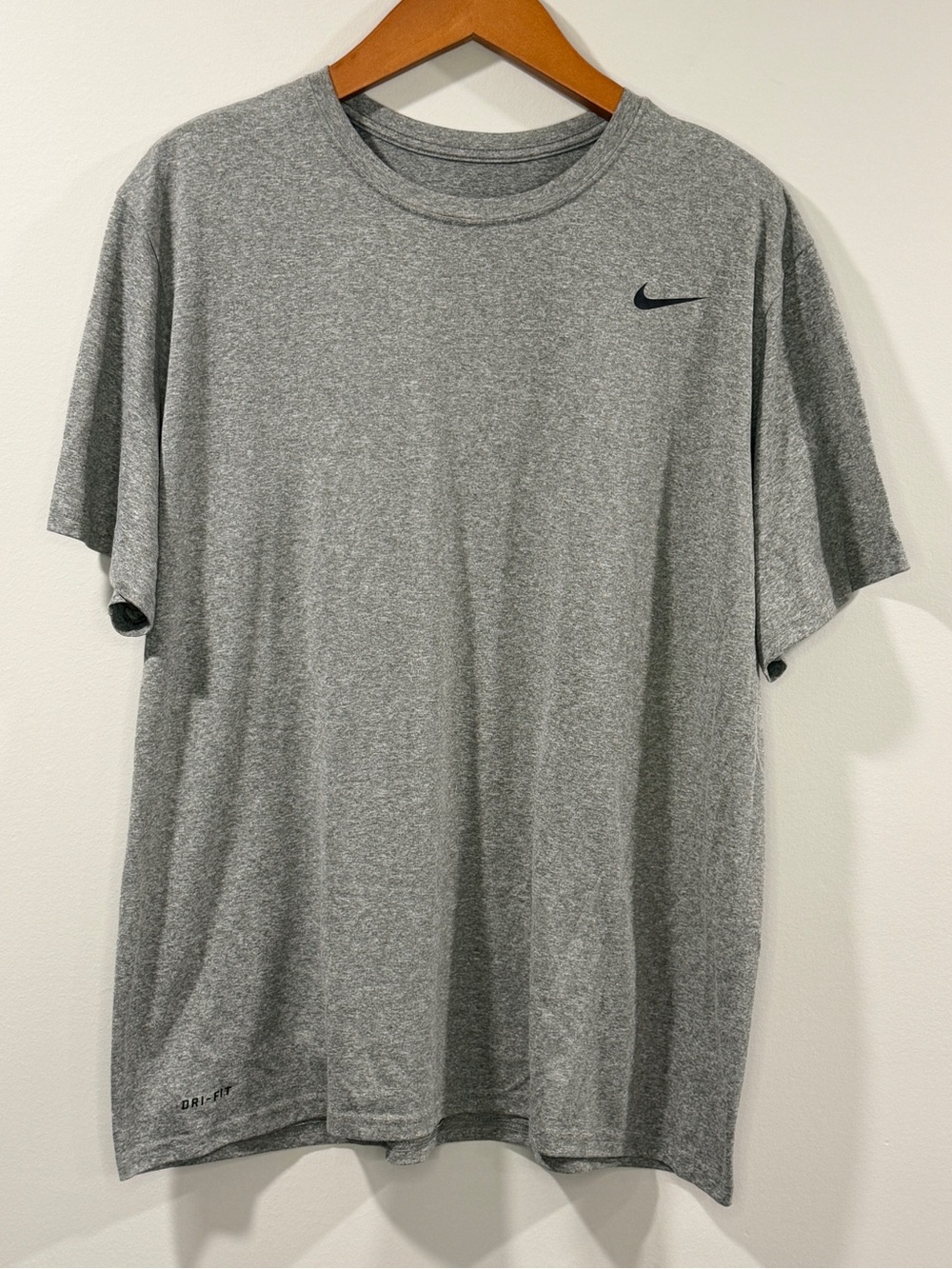 Nike Men’s Heather Gray Short Sleeve Dri-FIT Athletic Tee Size XXL